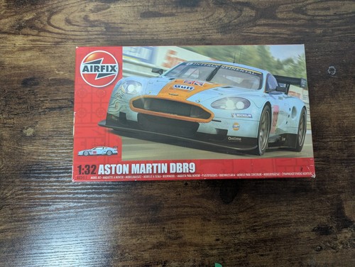 Aston martin dbr9 - martin,